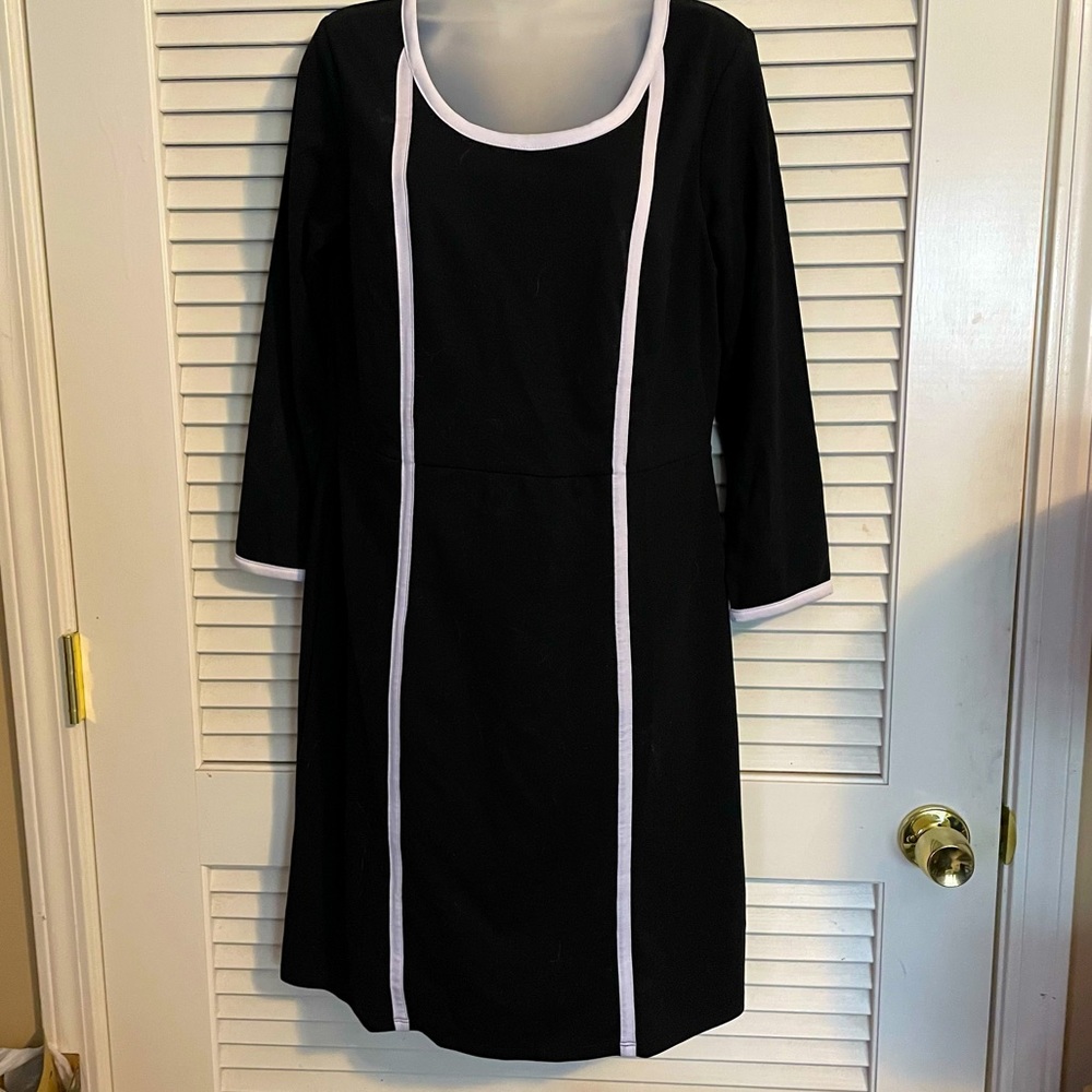 Black dress with built in shape wear - Large